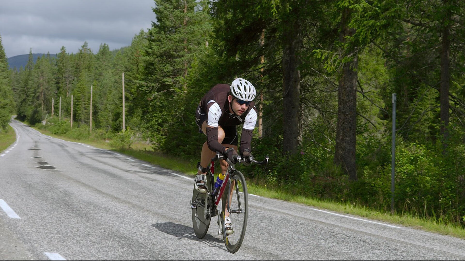 C罗回归曼联的背后:滕哈赫如何破解更衣室密码?